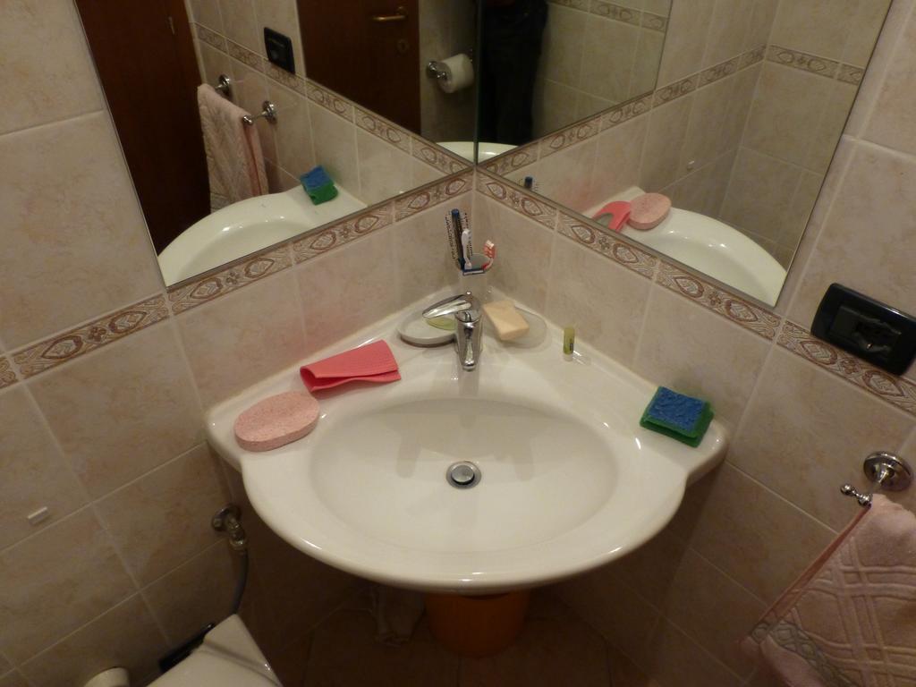 Appartamento Lombardi Riva del Garda Room photo